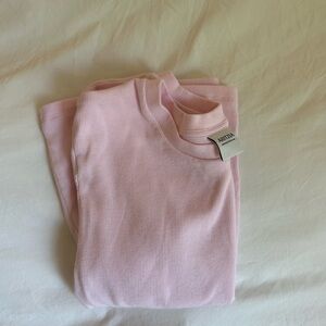 Aritzia Light Pink Ribbed cropped T-shirt